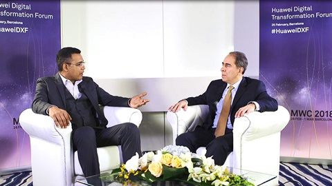 mwc 00 worldbank gallegos